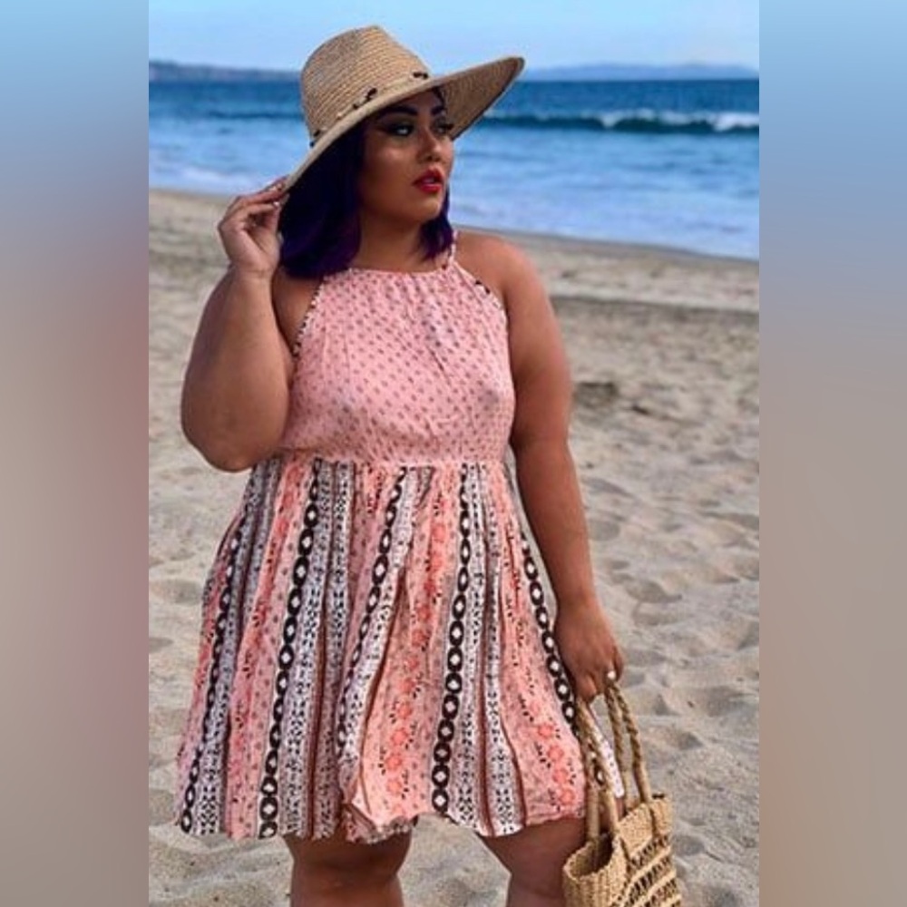 🔥FREE W/PURCHASE Forever 21+ Bandanna Cami Dress